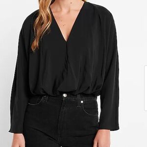 Express V-Neck Relaxed Dolman Sleeve Top Size M